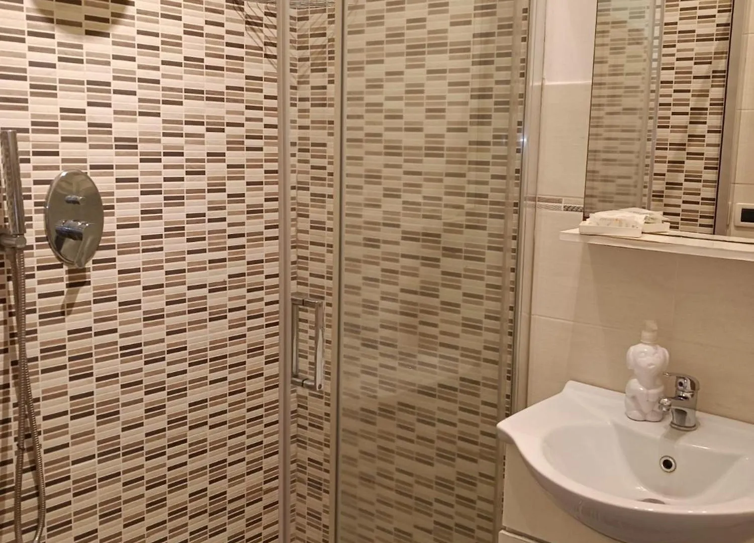 B&B Villa Lidia 아치레알레